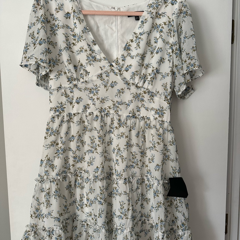 Lulu's Gray Wrap Midi Dress with Flutter Sleeves